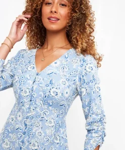 Carrie's Favourite Dress