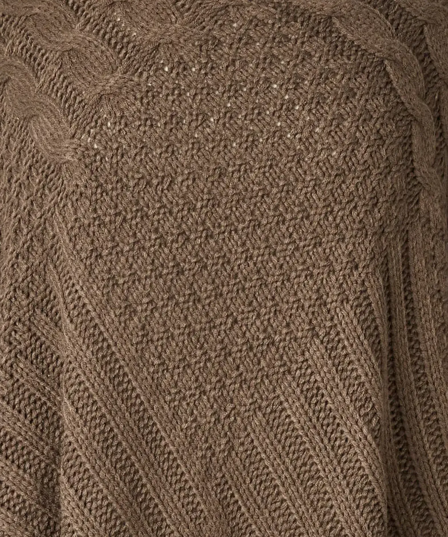 Cosy And Chic Chunky Poncho