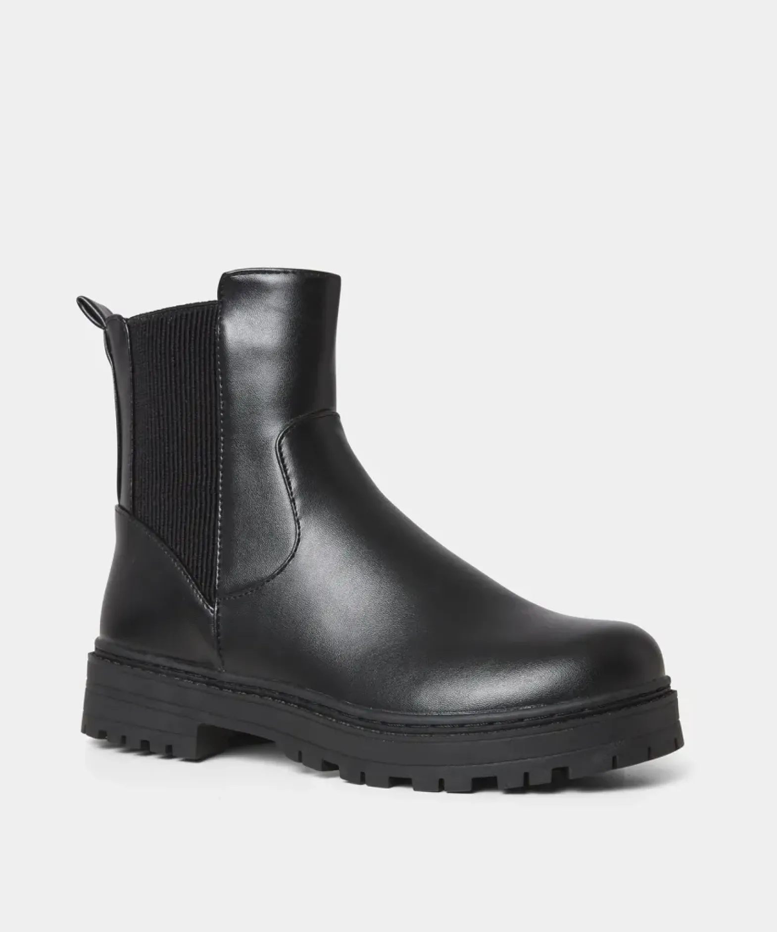 Make No Mistake Chelsea Boots