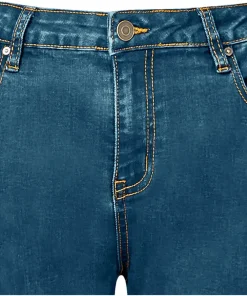 Must Have Skinny Fit Jeans